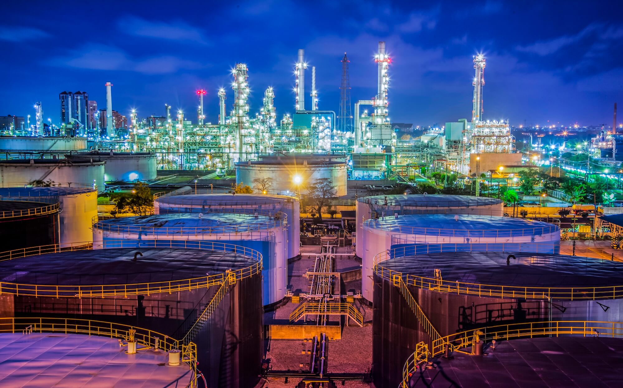 Which Sectors Use Non-Destructive Testing?
