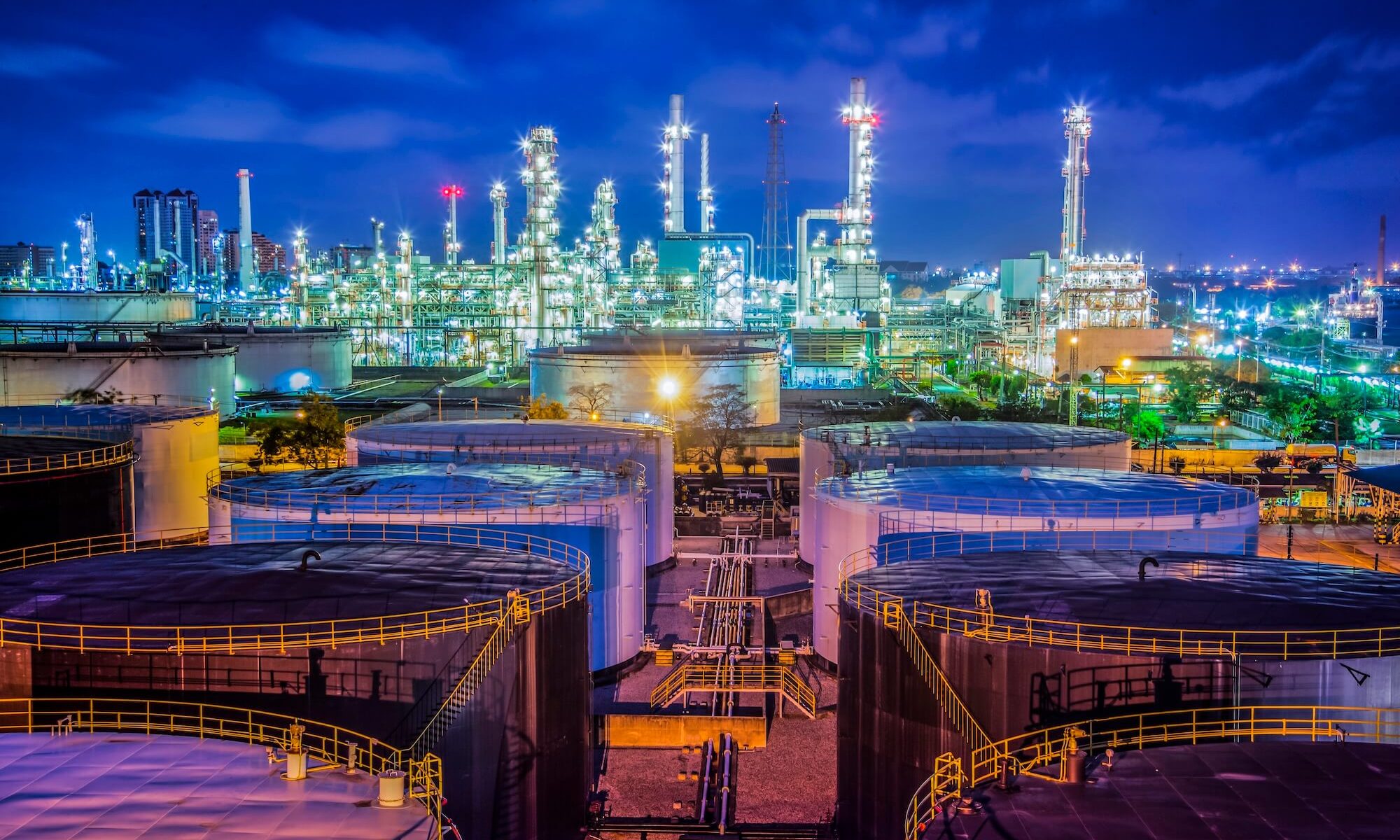 Which Sectors Use Non-Destructive Testing?